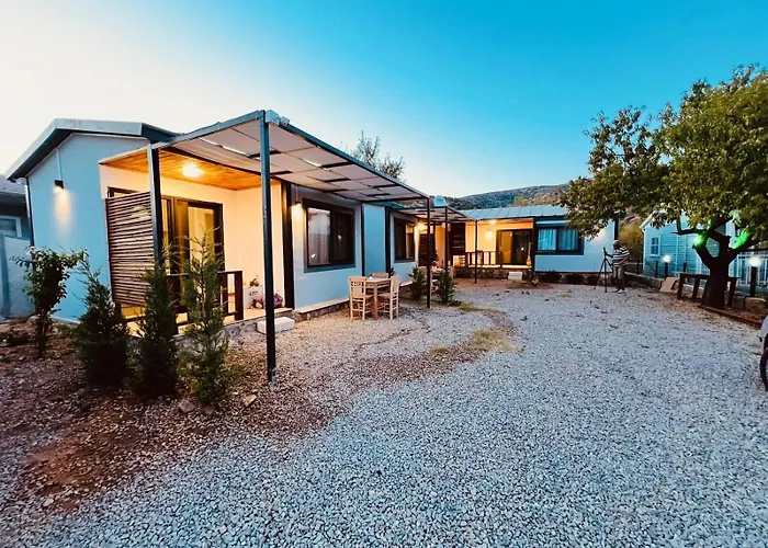 Dorf Life Palamutbuekue * Datça